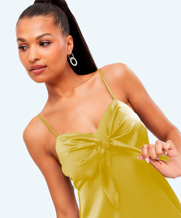color-yellow