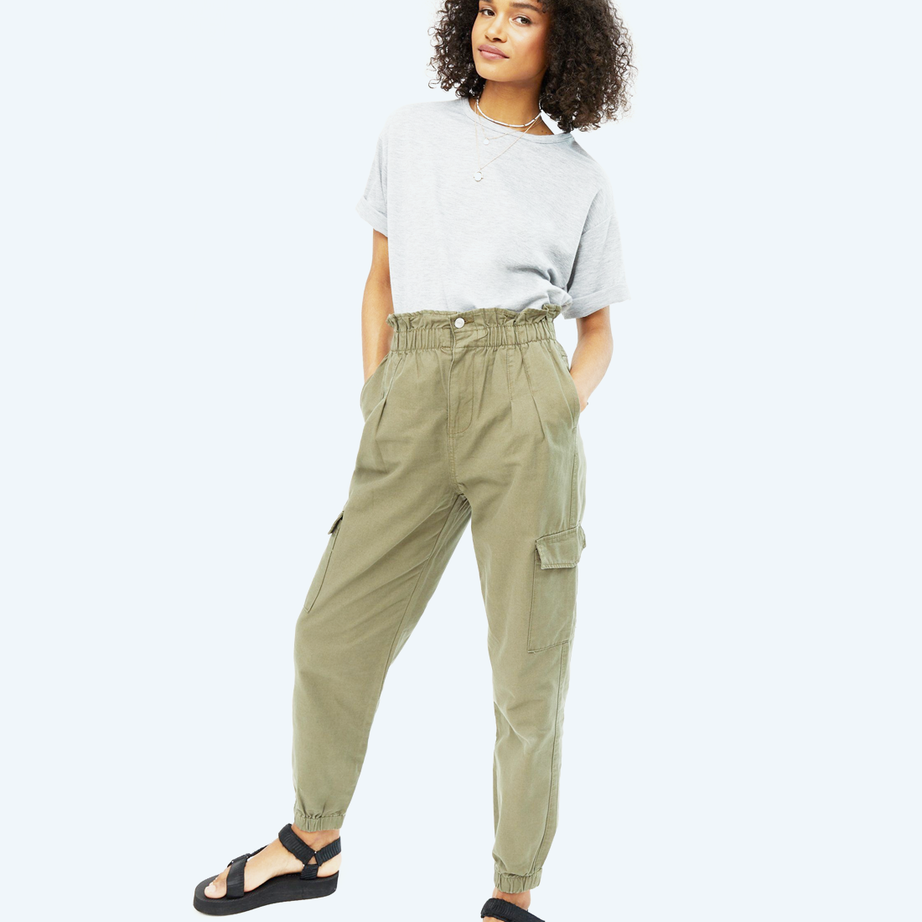 color-khaki