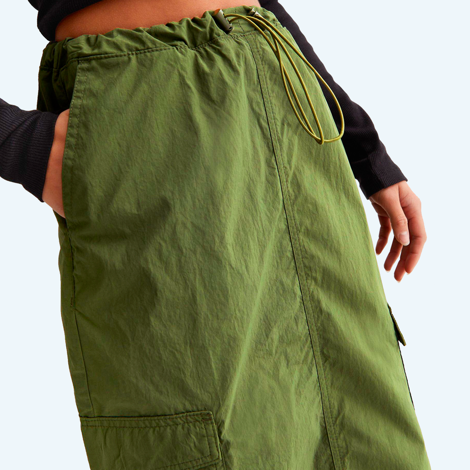 color-khaki