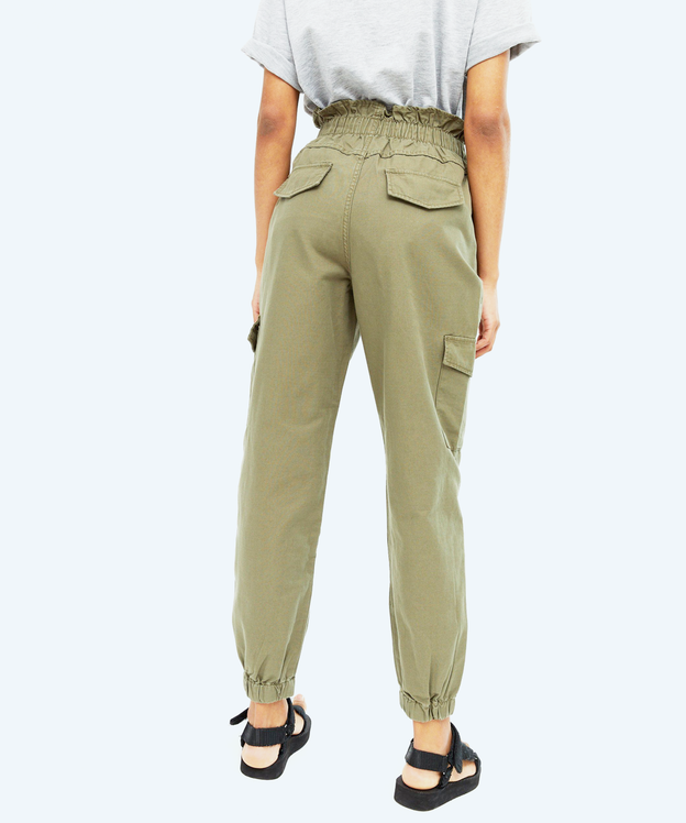 color-khaki