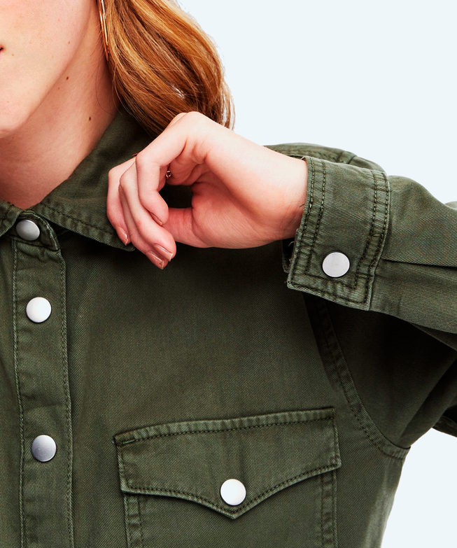 color-khaki