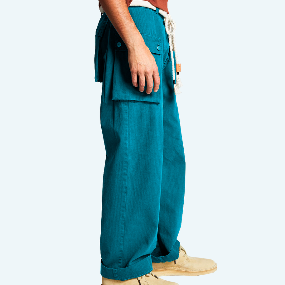 color-blue